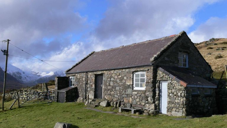 The MCNW hut at Tal y braich